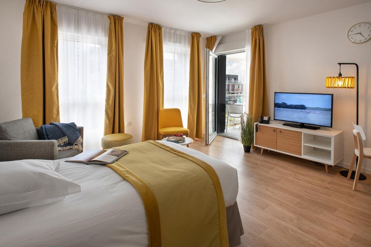 Domitys Le Moulin Des Flandres Aparthotel Lesquin Exterior photo